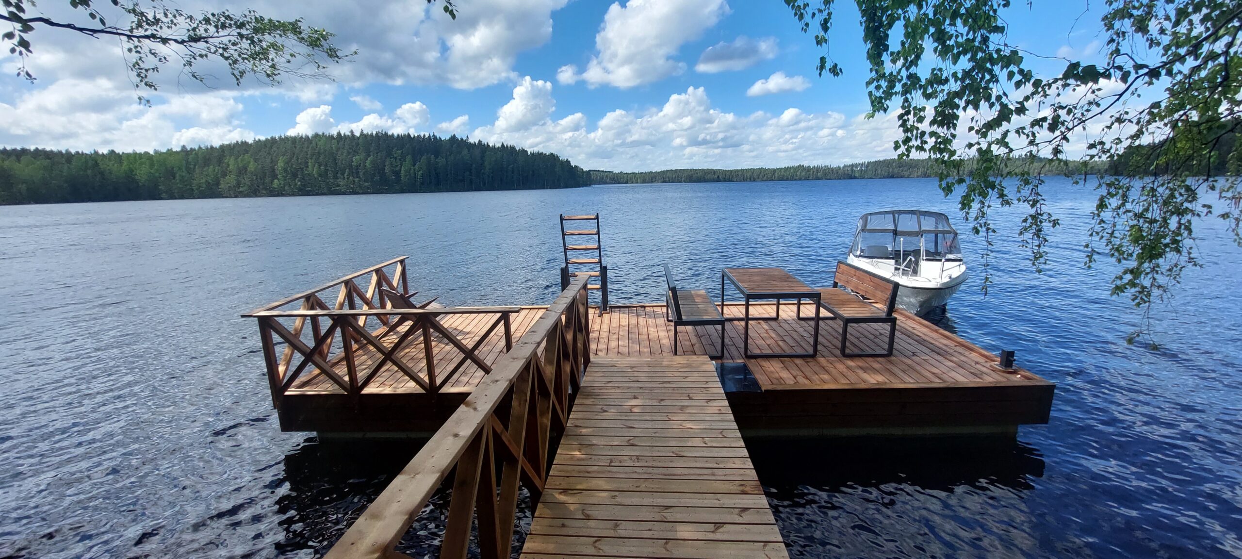 Huvila poikittain_ruskea_1