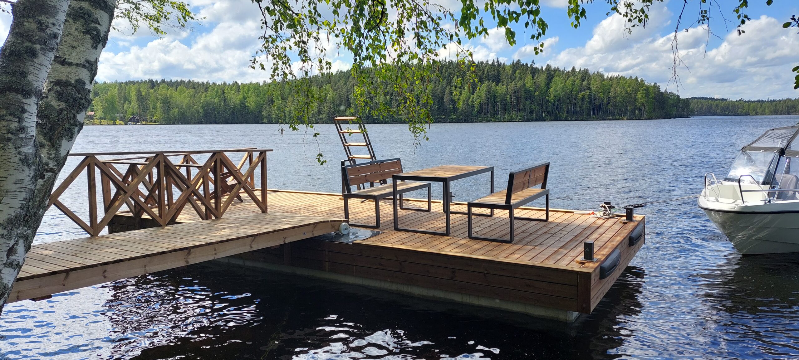 Huvila poikittain_ruskea_2